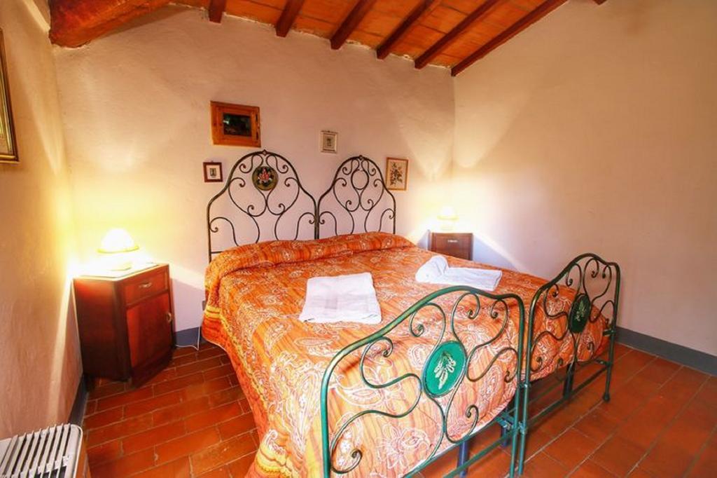 Casa Vacanza Le Corniole Чивителла-ин-Валь-ди-Кьяна Экстерьер фото